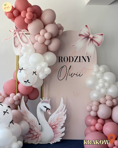 Balonowa ścianka do zdjęć, Urodziny, ŁABĘDZIE (montaż, Kraków)