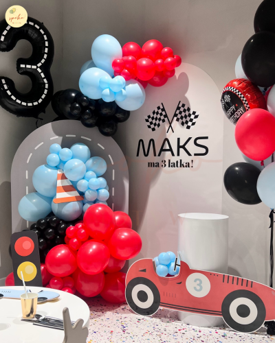 SPOKO MOTYW: Urodziny AUTKA - zestaw dekoracji na ściankę